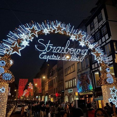 Appartamento La Peniche De Fabrice Avec Jacuzzi Privatif Strasburgo Esterno foto